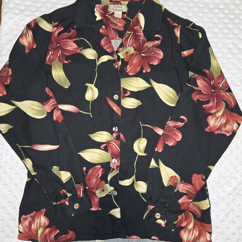 Tommy Bahama Shirt S Black Red Floral Silk Womens‎ Button Up Long Sleeve